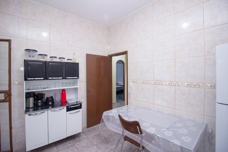 Casa para alugar com 120m², 3 quartos e 3 vagasCozinha e Área de Serviço