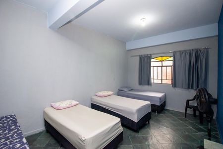 Casa para alugar com 120m², 3 quartos e 3 vagasQuarto 2