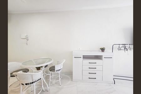 Sala de apartamento para alugar com 1 quarto, 35m² em Centro, Guarujá