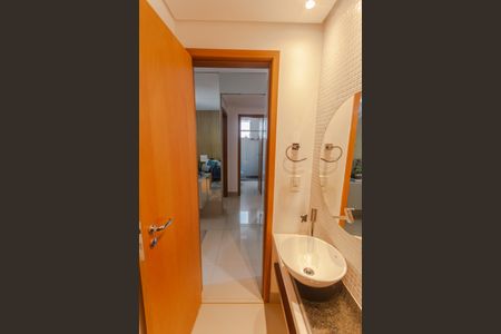 Apartamento para alugar com 140m², 4 quartos e 3 vagas Apartamento para alugar com 140m², 4 quartos e 3 vagasLavabo na Sala