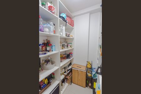 Apartamento para alugar com 140m², 4 quartos e 3 vagas Apartamento para alugar com 140m², 4 quartos e 3 vagasDespensa