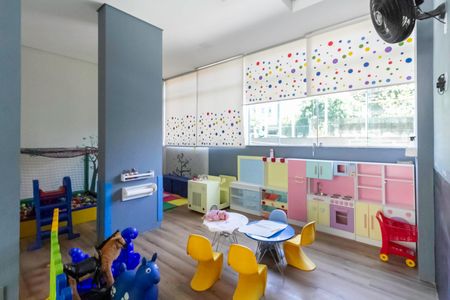 Apartamento para alugar com 140m², 4 quartos e 3 vagas Apartamento para alugar com 140m², 4 quartos e 3 vagasÁrea Comum - Brinquedoteca