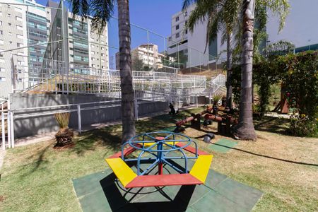 Apartamento para alugar com 140m², 4 quartos e 3 vagas Apartamento para alugar com 140m², 4 quartos e 3 vagasÁrea comum - Playground