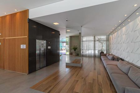 Apartamento para alugar com 140m², 4 quartos e 3 vagas Apartamento para alugar com 140m², 4 quartos e 3 vagasHall de entrada