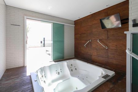 Apartamento para alugar com 140m², 4 quartos e 3 vagas Apartamento para alugar com 140m², 4 quartos e 3 vagasÁrea comum - SPA/Sauna