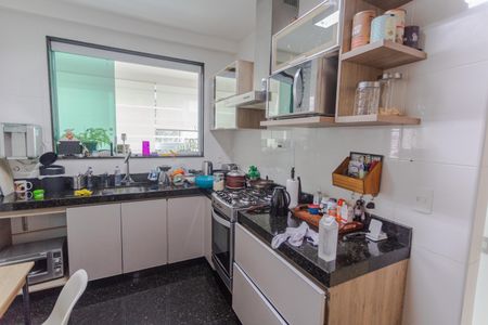 Apartamento para alugar com 140m², 4 quartos e 3 vagas Apartamento para alugar com 140m², 4 quartos e 3 vagasCozinha