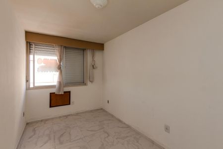 Quarto 1 de apartamento à venda com 2 quartos, 68m² em Cristal, Porto Alegre