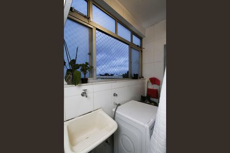 Apartamento à venda com 78m², 3 quartos e 1 vagaÁrea de Serviço