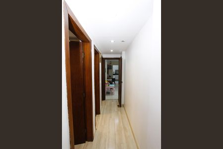 Apartamento à venda com 78m², 3 quartos e 1 vagaCorredor