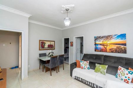 Apartamento à venda com 92m², 3 quartos e sem vagaSala