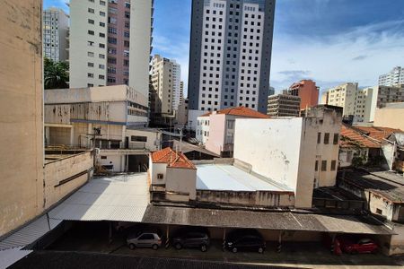 Vista da Sala  de apartamento à venda com 2 quartos, 86m² em Centro, Campinas