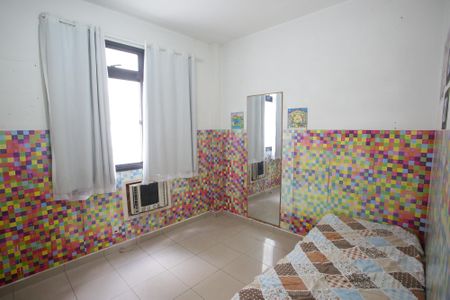 Apartamento à venda com 83m², 2 quartos e 1 vagaQuarto 2