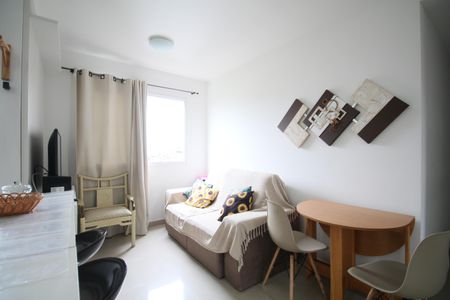 Sala de apartamento para alugar com 2 quartos, 44m² em Jardim das Palmas, São Paulo