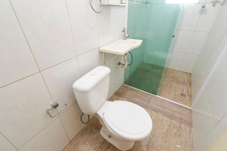 Casa à venda com 75m², 1 quarto e sem vaga Casa à venda com 75m², 1 quarto e sem vagaBanheiro