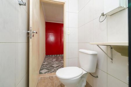 Casa à venda com 75m², 1 quarto e sem vaga Casa à venda com 75m², 1 quarto e sem vagaBanheiro
