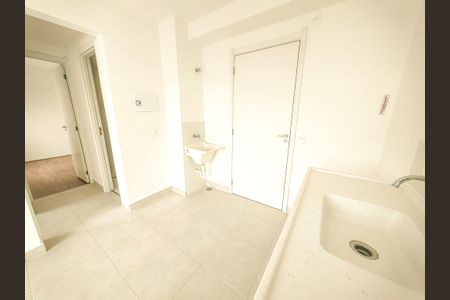 Apartamento à venda com 35m², 2 quartos e sem vaga Apartamento à venda com 35m², 2 quartos e sem vagaCozinha e Área de Serviço