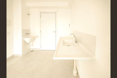 Apartamento à venda com 35m², 2 quartos e sem vaga Apartamento à venda com 35m², 2 quartos e sem vagaCozinha e Área de Serviço