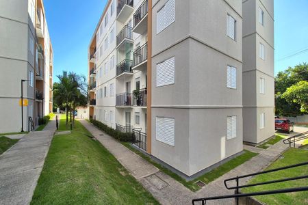 Apartamento à venda com 43m², 2 quartos e sem vaga Apartamento à venda com 43m², 2 quartos e sem vagaFachada do Bloco