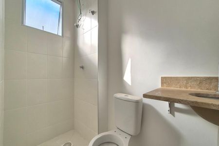 Apartamento à venda com 43m², 2 quartos e sem vaga Apartamento à venda com 43m², 2 quartos e sem vagaBanheiro