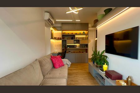 Sala de apartamento à venda com 2 quartos, 59m² em Pinheiros, São Paulo