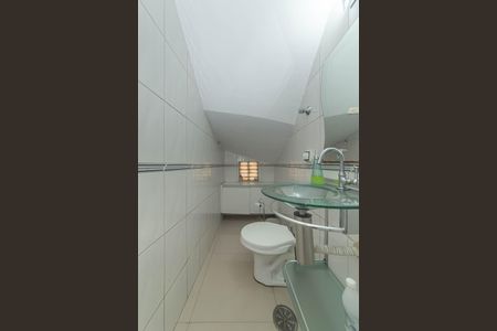 Casa para alugar com 150m², 3 quartos e 2 vagas Casa para alugar com 150m², 3 quartos e 2 vagasLavabo