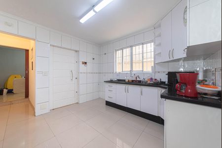 Casa para alugar com 150m², 3 quartos e 2 vagas Casa para alugar com 150m², 3 quartos e 2 vagasCozinha