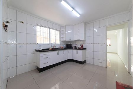 Casa para alugar com 150m², 3 quartos e 2 vagas Casa para alugar com 150m², 3 quartos e 2 vagasCozinha