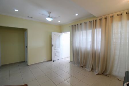 Sala de casa à venda com 3 quartos, 200m² em Vila Lageado, São Paulo