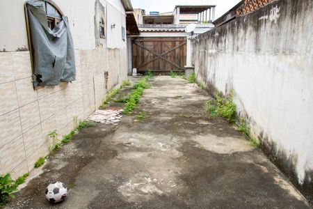 Casa para alugar com 100m², 2 quartos e 3 vagasQuintal