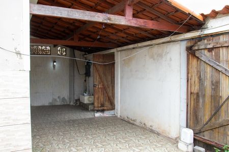 Casa para alugar com 100m², 2 quartos e 3 vagasVaranda