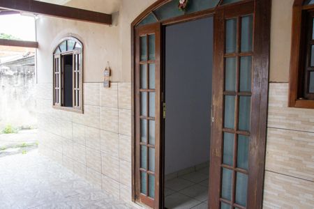 Casa para alugar com 100m², 2 quartos e 3 vagasVaranda