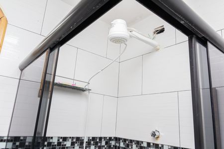 Casa para alugar com 100m², 2 quartos e 3 vagasBanheiro
