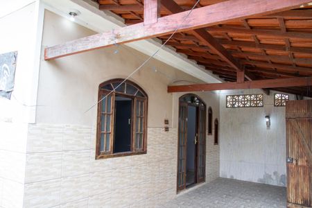 Casa para alugar com 100m², 2 quartos e 3 vagasVaranda