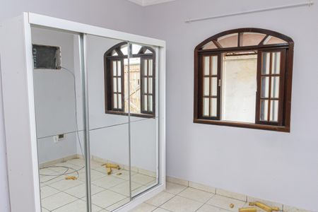 Casa para alugar com 100m², 2 quartos e 3 vagasQuarto 2