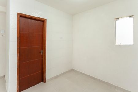 Sala de kitnet/studio para alugar com 1 quarto, 20m² em Jardim Santa Barbara, São Paulo