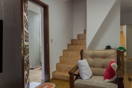 Casa à venda com 228m², 3 quartos e 1 vaga Casa à venda com 228m², 3 quartos e 1 vagaSala