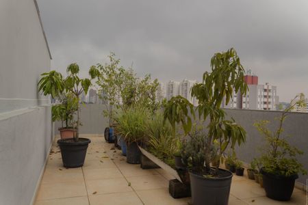 Casa à venda com 228m², 3 quartos e 1 vaga Casa à venda com 228m², 3 quartos e 1 vagaVaranda