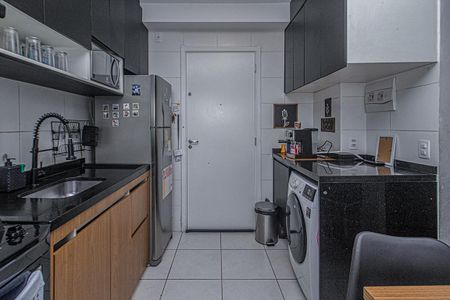 Apartamento à venda com 32m², 2 quartos e sem vagasala, cozinha e área de serviço compartilhadas_8