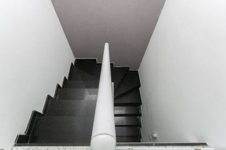 Casa à venda com 175m², 3 quartos e 4 vagasEscada 