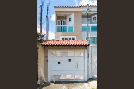 Casa à venda com 175m², 3 quartos e 4 vagasFachada 