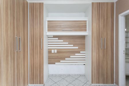 Casa à venda com 175m², 3 quartos e 4 vagasSuíte 