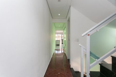 Casa à venda com 175m², 3 quartos e 4 vagasCorredor 