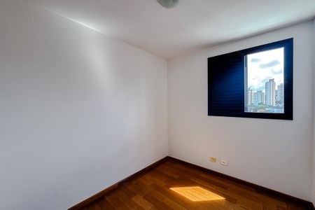 Apartamento à venda com 82m², 3 quartos e 2 vagasQuarto 2