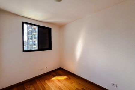 Apartamento à venda com 82m², 3 quartos e 2 vagasQuarto 3