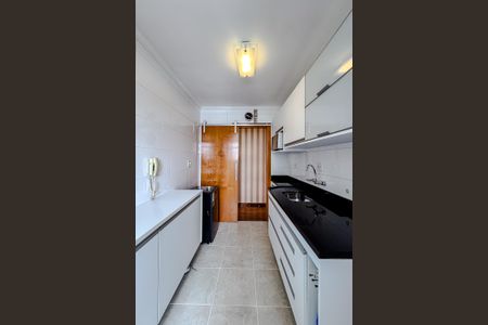 Apartamento à venda com 82m², 3 quartos e 2 vagasCozinha