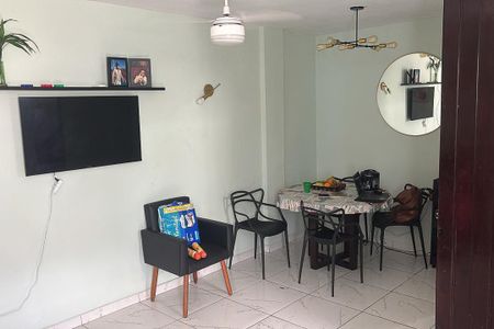 Sala de apartamento para alugar com 3 quartos, 75m² em Ilha do Governador, Rio de Janeiro