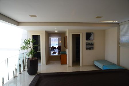 Casa de condomínio à venda com 1350m², 5 quartos e 10 vagas