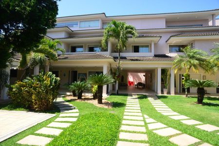 Casa de condomínio à venda com 1350m², 5 quartos e 10 vagas