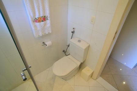 Casa de condomínio à venda com 1350m², 5 quartos e 10 vagas