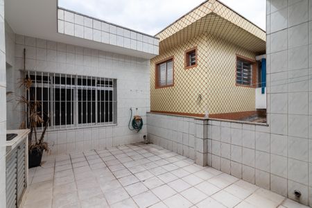 Casa para alugar com 150m², 3 quartos e 2 vagasQuintal